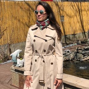 Ellen Tracy trench coat.